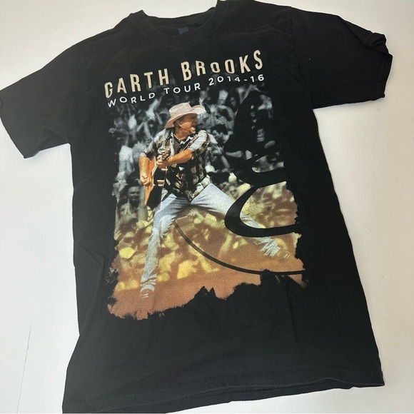 Garth Brooks World Tour 2014-2016 T Shirt - Picture 1 of 5